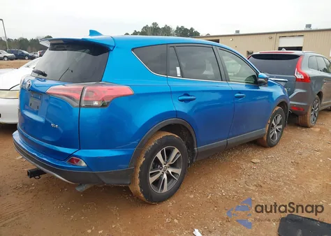 2018 Toyota Rav4 Xle from USA, damaged, VIN JTMWFREV2JJ752408